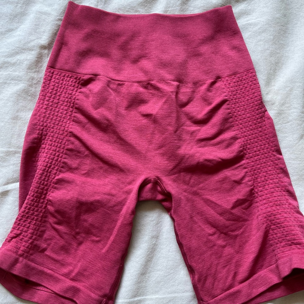 Alphalete OG revival biker shorts size small cherry red